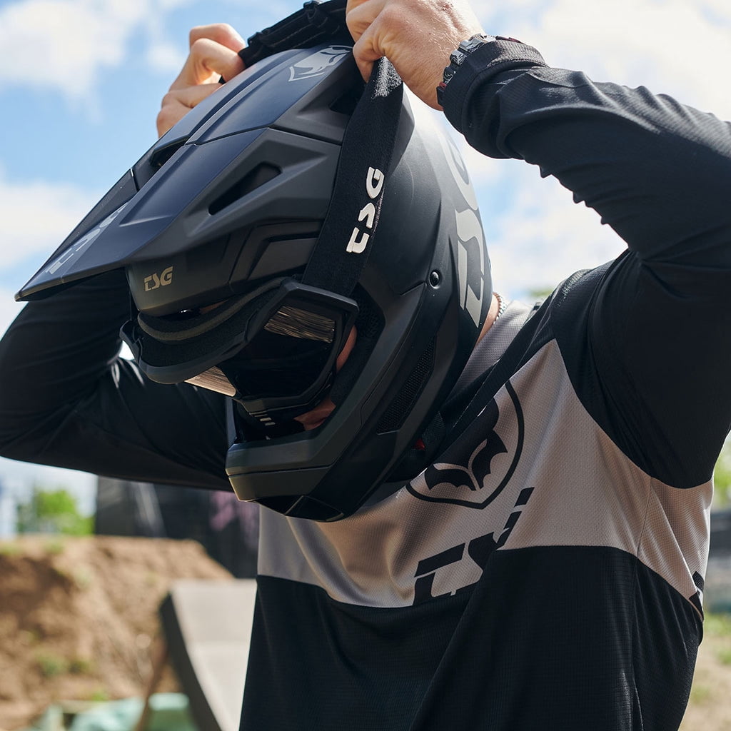 TSG - Sentinel Full Face Downhill Mountain Biking Helmet, MTB, Racing, EPS Foam