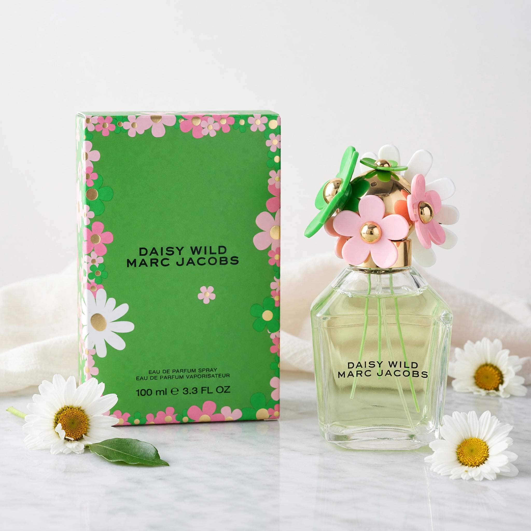 Marc Jacobs Daisy Wild 3.3 oz EDP Spray for Women with Banana