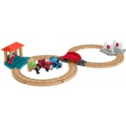 Thomas & Friends Wood Racing Figure-8 Set with Figures & Accessories