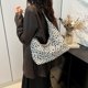 thumbnail image 4 of Crescent Bag Underarm Slouchy Leopard Print para Mujer, 4 of 5
