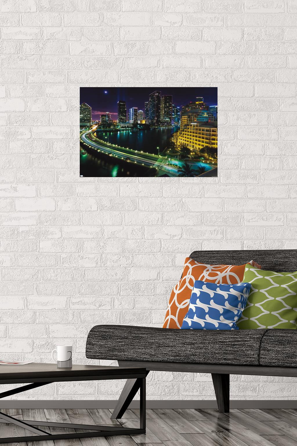 Cityscapes - Venetian Causeway Wall Poster, 14.725" x 22.375"