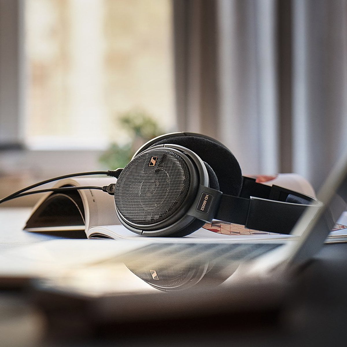 Sennheiser HD 660S 2 - Wired Audiophile Stereo Headphones with Deep Sub Bass, Optimized Surround, Transducer Airflow, Vented Magnet System and Voice Coil