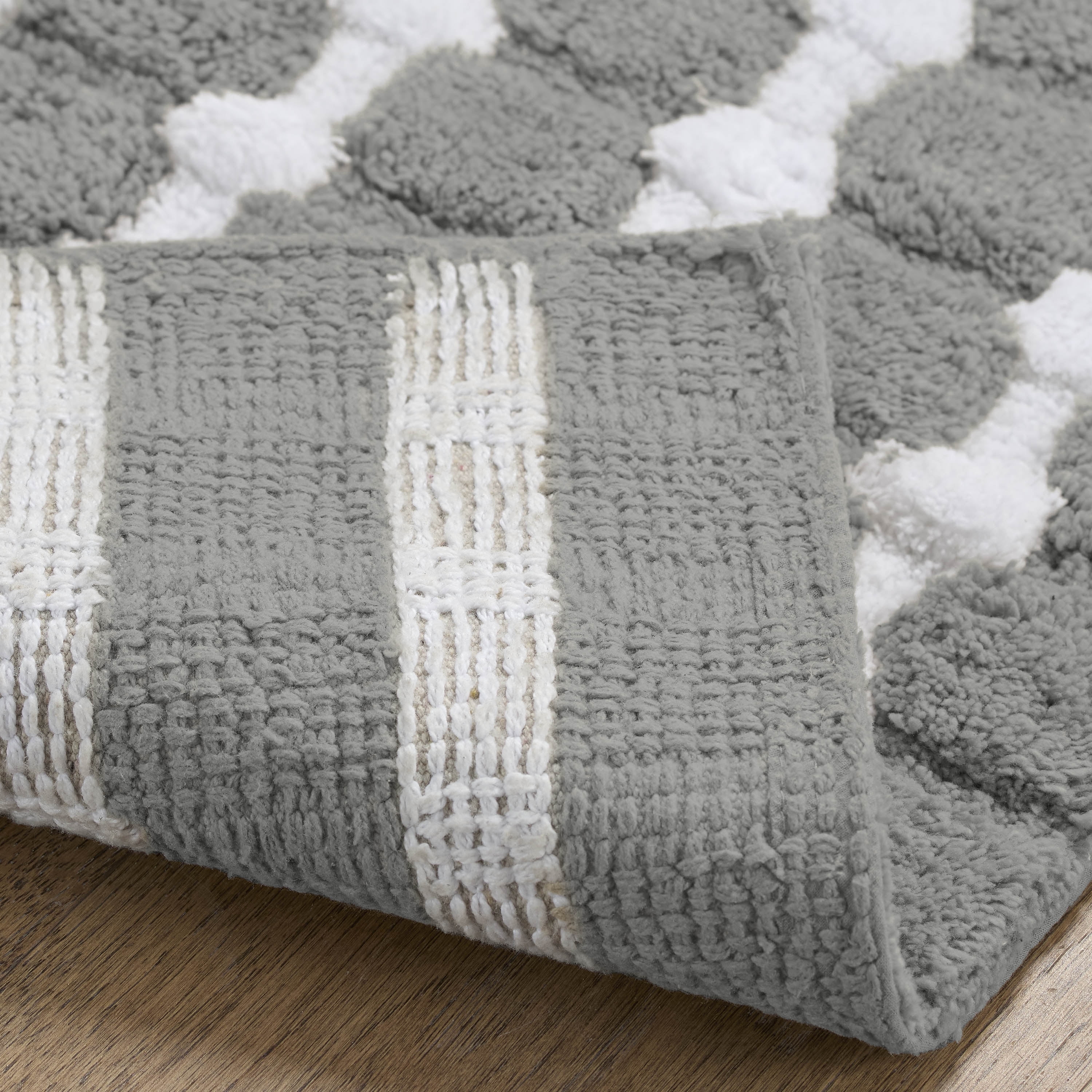 Martex Expression Sculpted Bath Rug, Grey/White