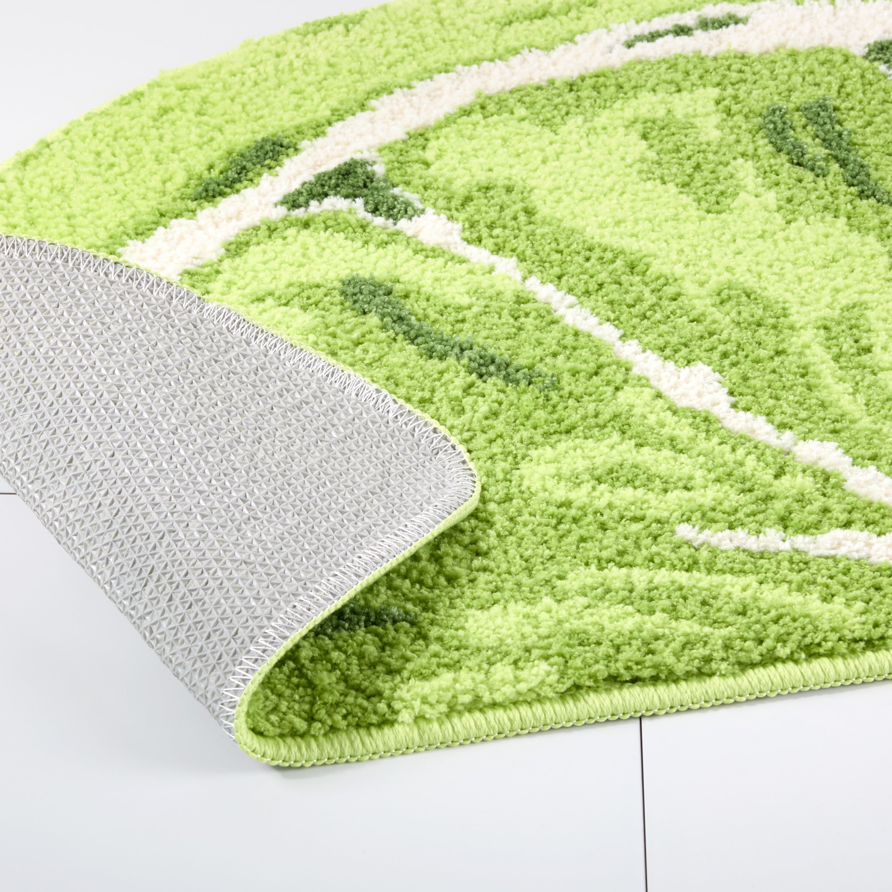 TOWN & COUNTRY PLAY Citrus Slice Lime Half Circle Shaped Bath Mat, Absorbent Tufted Floor Mat, Non-Slip Backing, Machine Washable, Green, 34.7"x18.1"