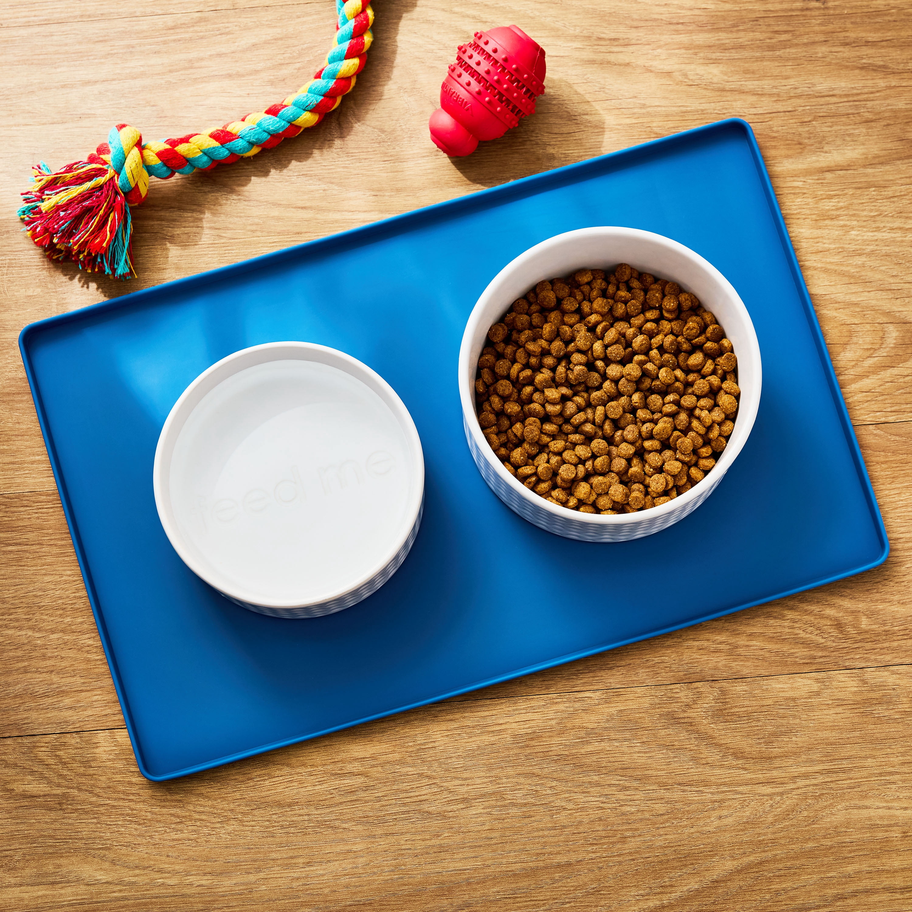 Vibrant Life Medium Silicone Pet Feeding Mat, Blue, 19" x 12"