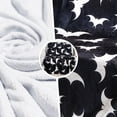 thumbnail image 4 of Manta Artlunar con diseño de murciélago gótico para Halloween, 150 x 125 cm, 4 of 7