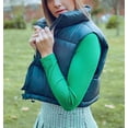thumbnail image 4 of LinYooLi Gilet Court pour Femmes avec Col Montant Gilet Léger Rembourré à Fermeture Éclair 2022, 4 of 5