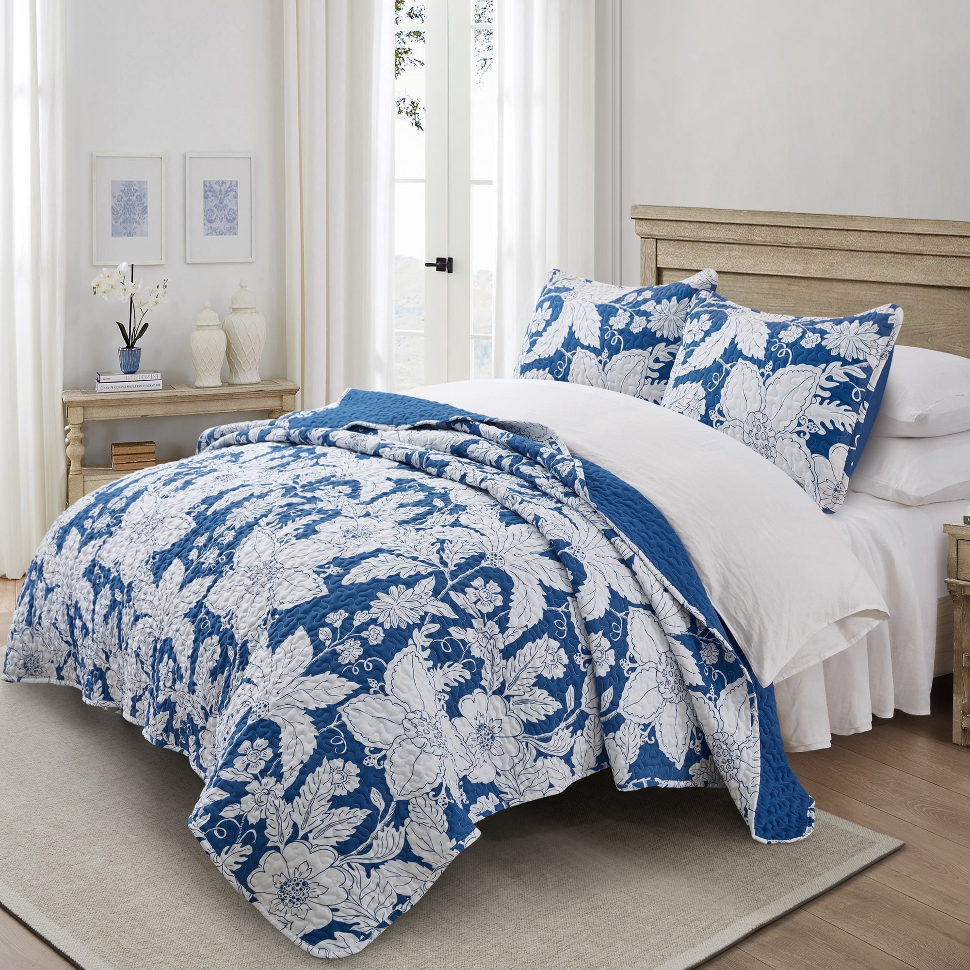 Quilt Queen Size Bedding Set - Rustic Floral Quilt Lightweight Reversible Dyed Oversized Bed Spread Coverlet with 2 Pillowsham for Home All Season Tropical Luxury Royal (Queen, Blue)