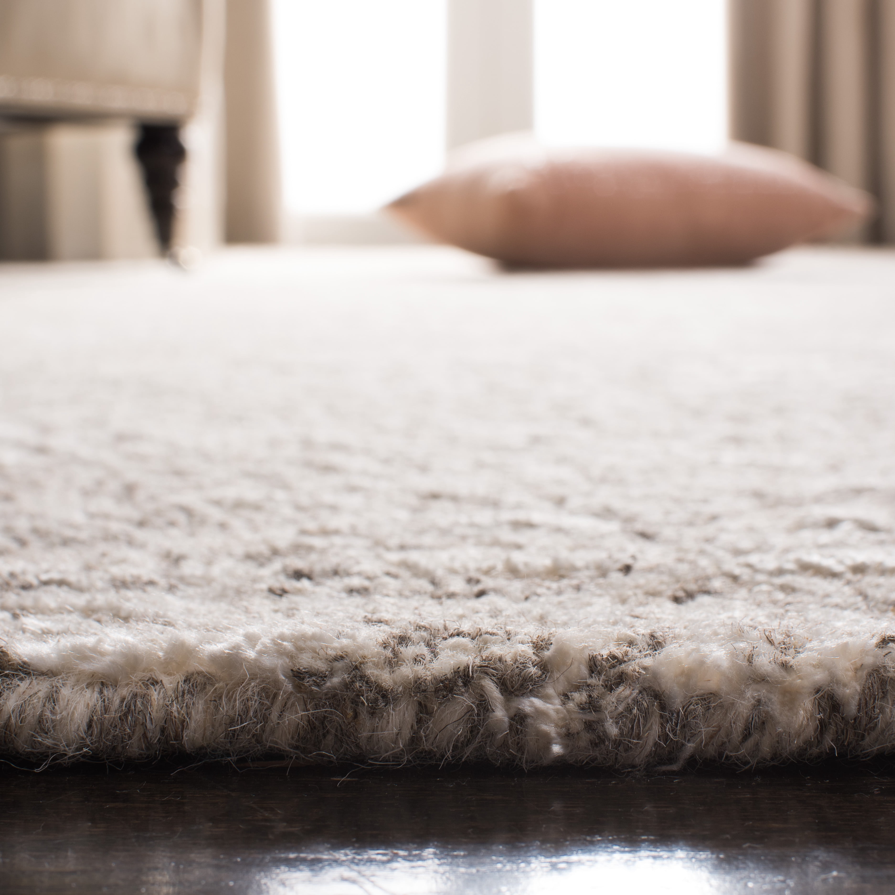 SAFAVIEH Glamour Tiana Damask Area Rug, Grey/Ivory, 5' x 8'