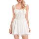 thumbnail image 3 of Lucakuins Vestido de verano para mujer, corte bajo, sin mangas, encaje, dobladillo de pestañas, mini vestido bustier delgado de una línea Lucakuins  moda, 3 of 9