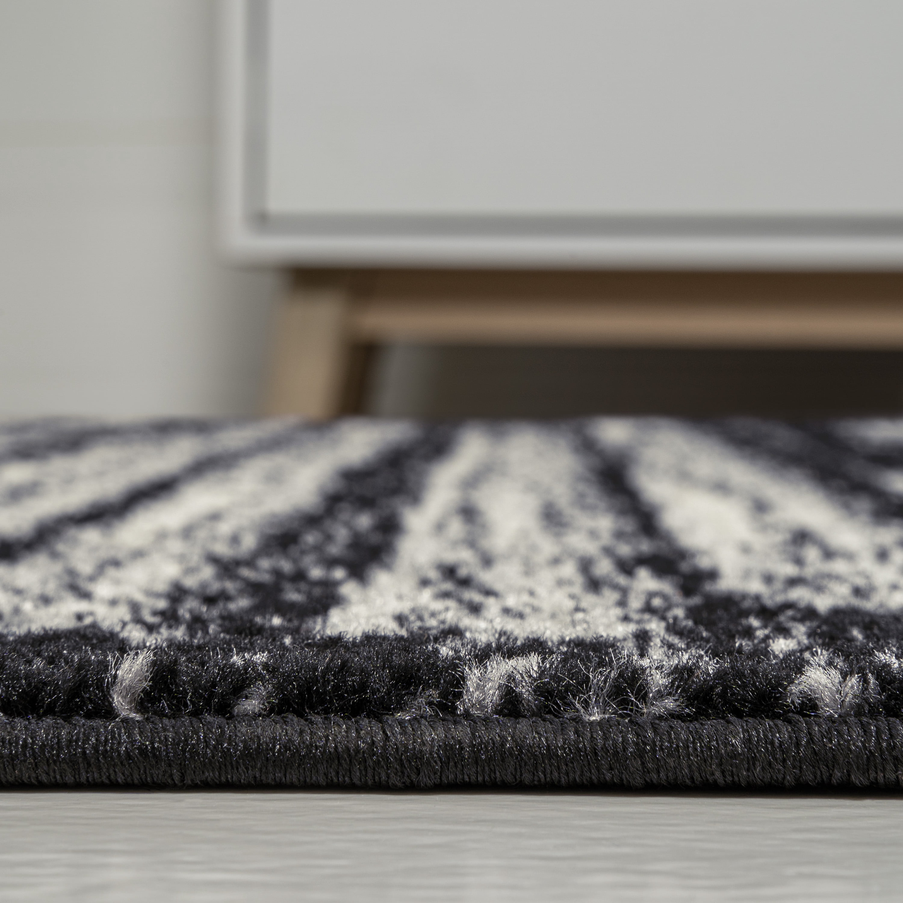 JONATHAN Y MOROCCAN HYPE 3 x 5 Area Rug, Khalil Berber Stripe - Black/Cream, MOH207F-3