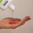 thumbnail image 4 of ISDIN Nutradeica Champú Anticaspagrasa, Reduce la Descamación, el Picor y el Exceso de Sebo, 200ml, 4 of 6