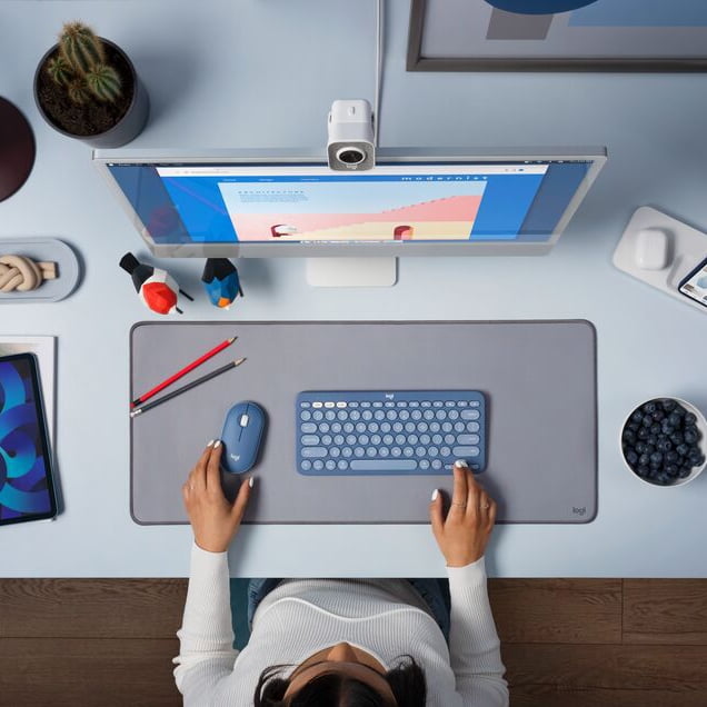 Logitech Pebble Wireless Mouse, Bluetooth, 2.4 GHz Receiver, Silent, Quiet Clicks, Blueberry