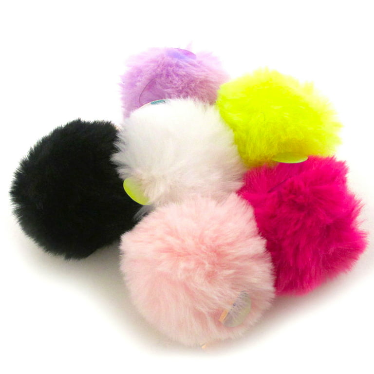 White Fur Pom Poms Balls, Pack of 9, Soft Round Pompom Keychain for  Handbags, Keyring or Hats, Great Gift for Christmas Tree Decoration, 9cm 