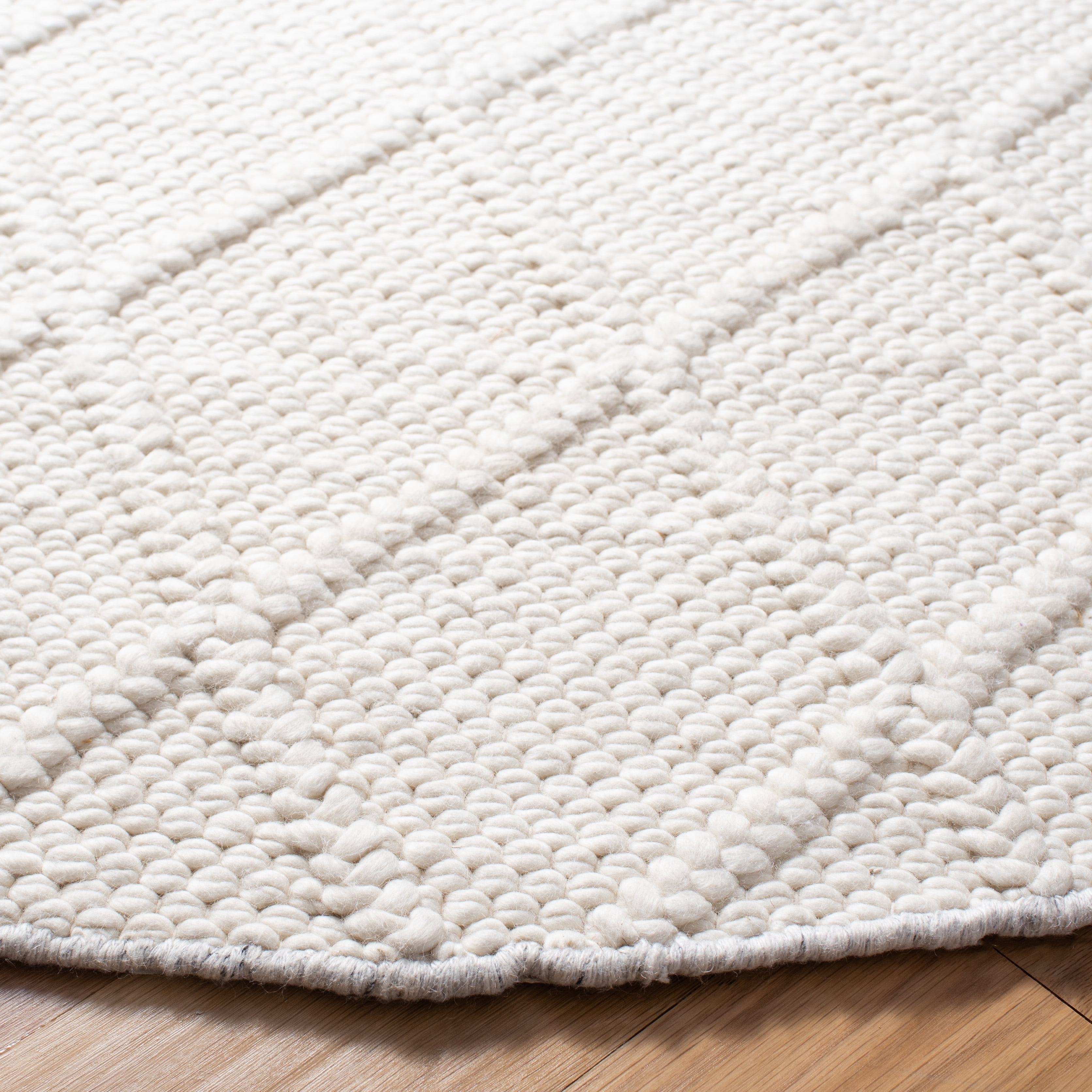 SAFAVIEH Natura Tracery Geometric Area Rug, Ivory, 10' x 10' Round