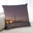 thumbnail image 1 of Ahgly Company Sites Golden Gate Bridge Coussin d'Intérieur, 18 Pouces par 18 Pouces, 1 of 6