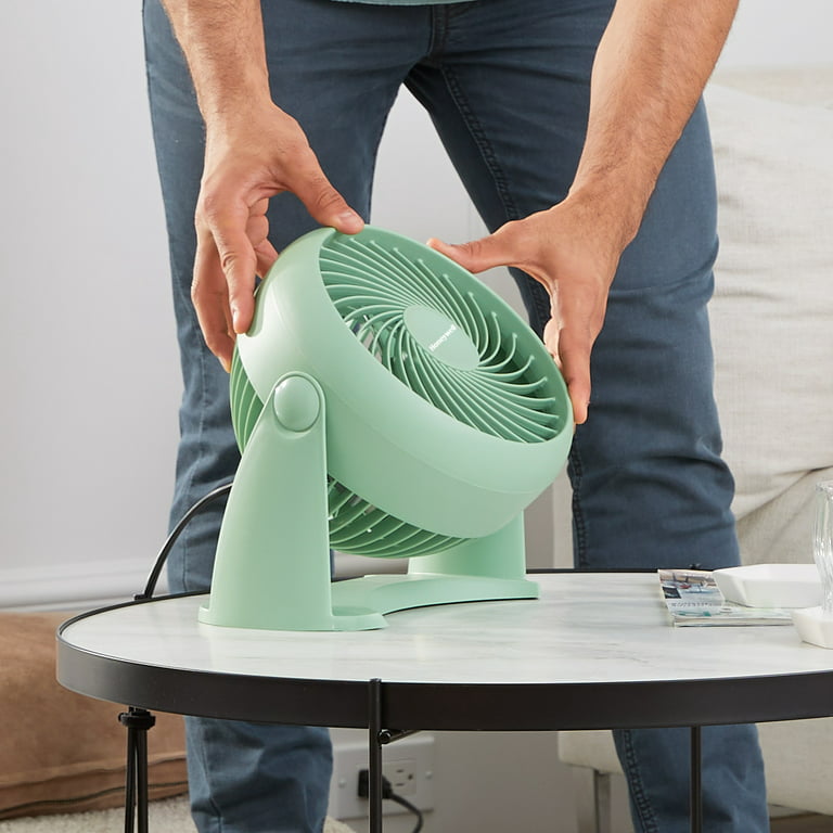  Auertech Oscillating Fan for Indoors, Portable Air Circulator Desk  Fan with 6 Tilting Head Settings, Small Quiet Oscillating Table Fan with 3  Speeds & 9.5FT Power Cord : Home & Kitchen