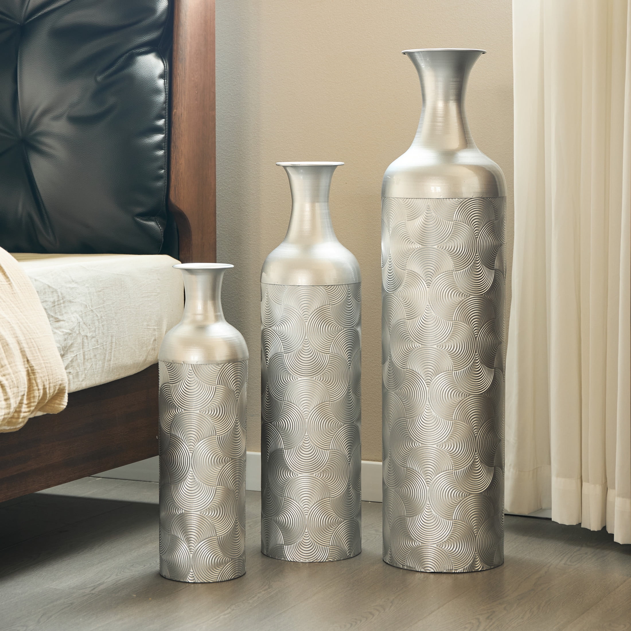 Noble House 3-Piece Metal Floor Vase Set, 32.68", 25.98", 19.69" Decorative Vases with Wave Pattern, Silver