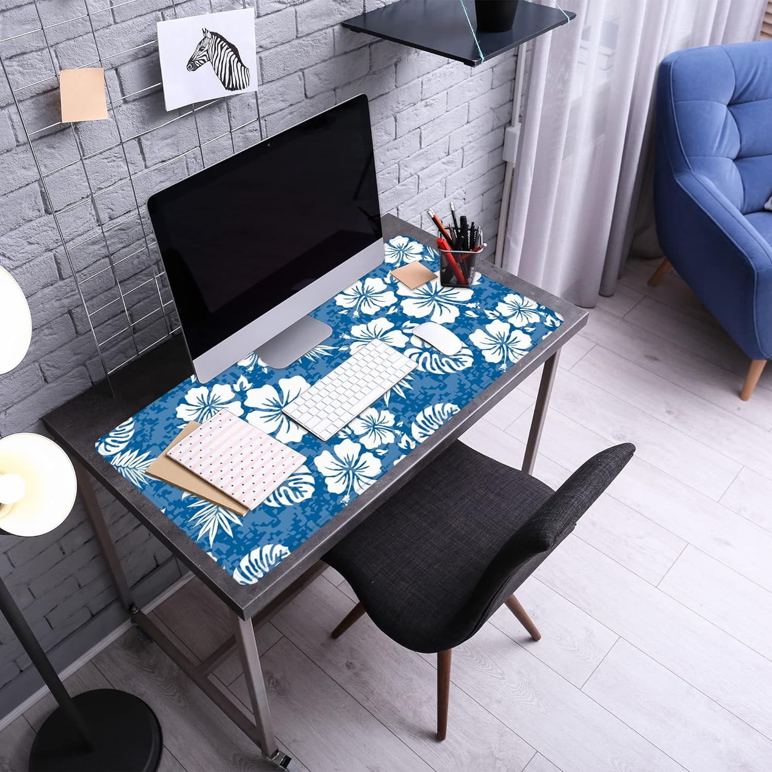 Hibiscus Flowers Large Mouse Pad, Aloha Tropical Hawaii Hibiscus Floral Camo Gaming Mouse Pad,Computer Desk Mat Keyboard with Non Slip Base for Home Office,Extended Large Size 31.5" X 15.7"