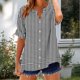 thumbnail image 5 of Camisetas Casuales de las Mujeres con Cuello en V Manga Corta Suelta de Verano de Moda Botón Impreso Camiseta, 5 of 5