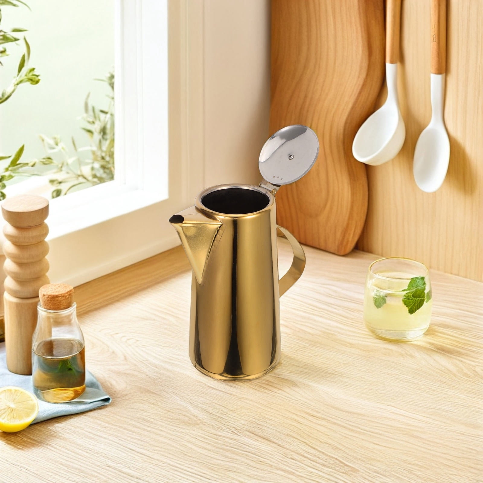 LOLIPPYY Golden Water Jug Pitcher Insulated Tea Pitcher Stainless Steel 1Pack