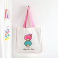 thumbnail image 1 of Sanrio-Bolso de lona con diseño de dibujos animados para mujer, bolsa de mano de estilo informal, resistente al agua, con diseño de Hellokitty, 1 of 4