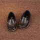 thumbnail image 4 of De Zapatos deportivos informales de cuero sólido para niños, niñas y niños, 4 of 8