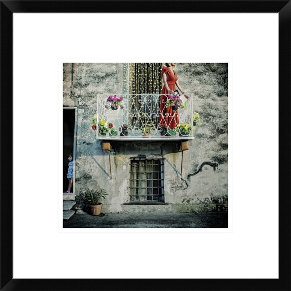 Global Gallery Ambra 'Chains Of Gold' Framed Wall Art