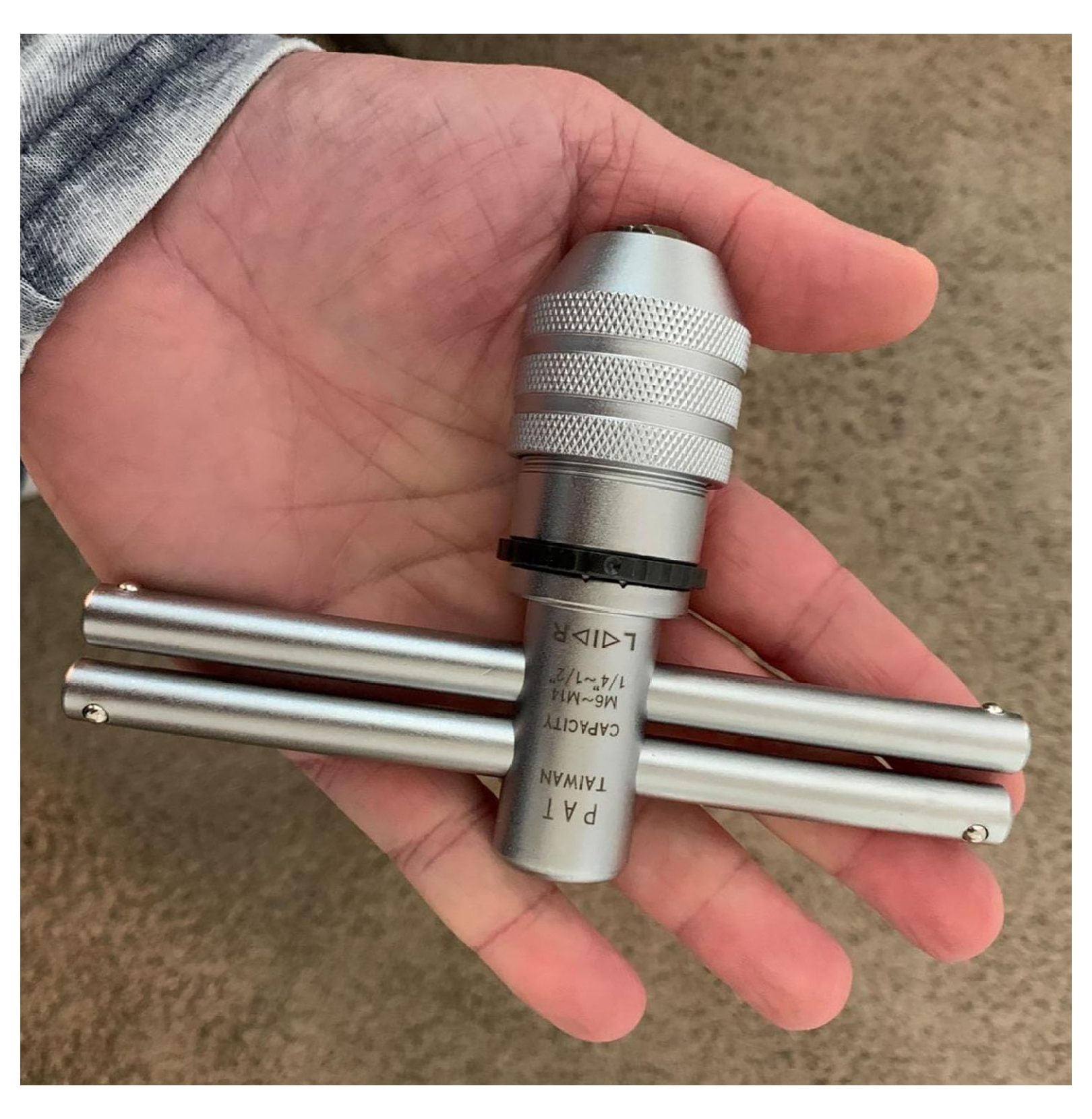 Adjustable Ratcheting Thread Tap Wrench T-Handle Tap Holder Tapping Threading Tool Set Left And Right Adjustment Hand
