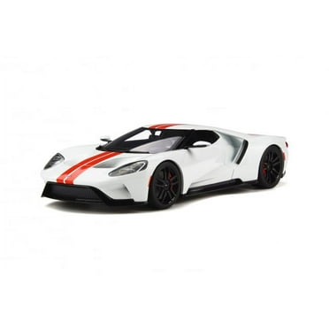 2017 Ford GT White with Red Stripes 1/18 Model Car by GT Spirit