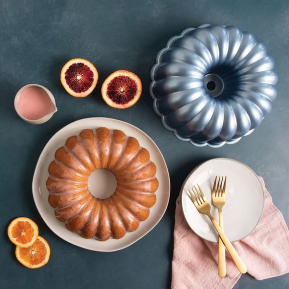 Nordic Ware Northern Lights 12-Cup Elegant Party Bundt