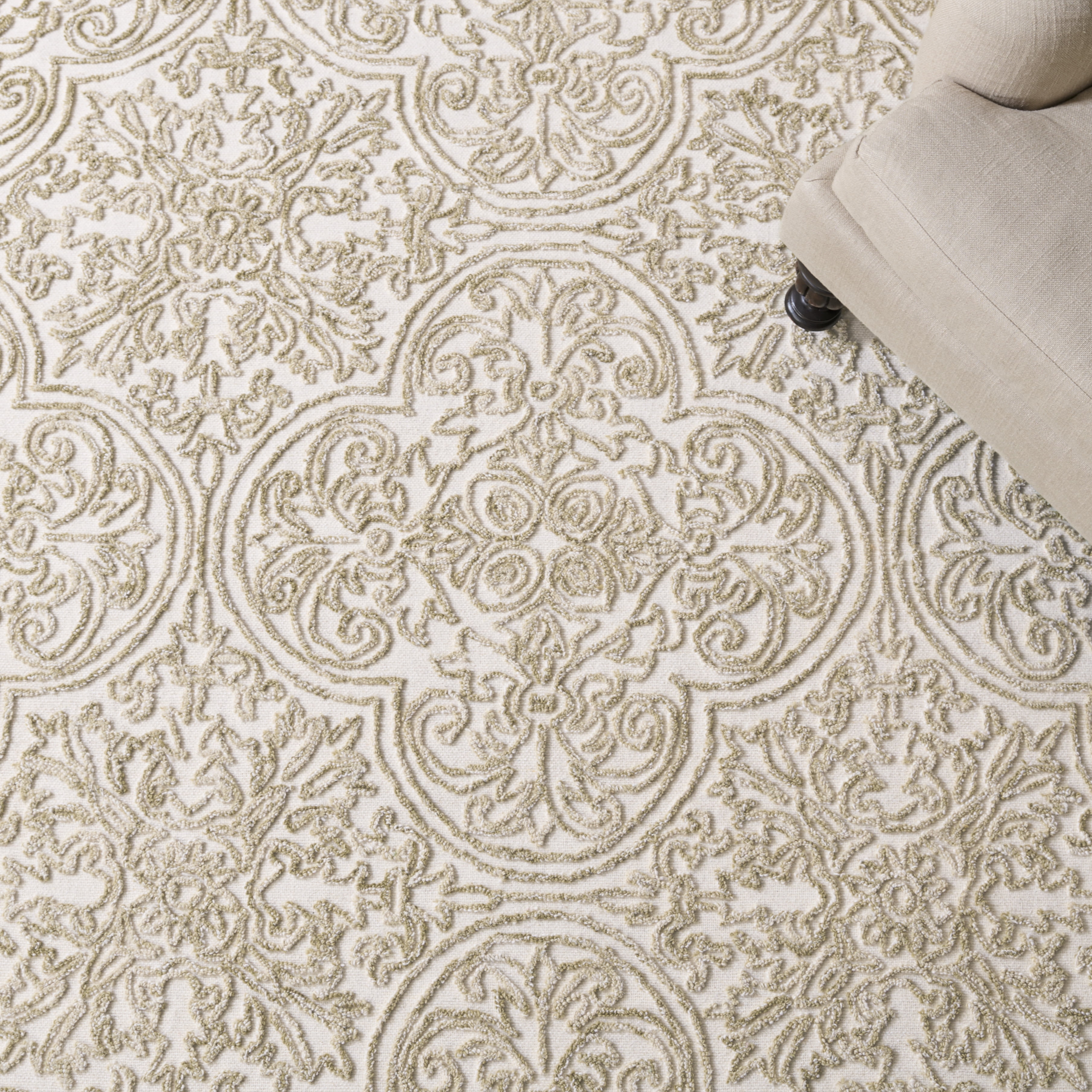 Safavieh Martha Stewart Trace Justina Floral Area Rug, Ivory/Sage, 8' x 10'