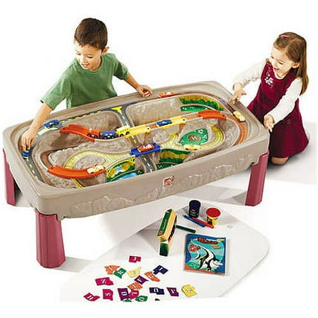 Step2 Deluxe Canyon Road Train & Track Table with Train