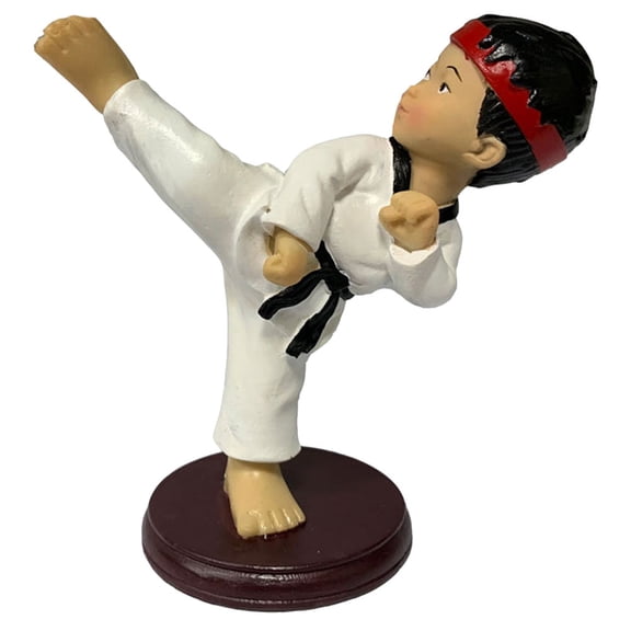 STOBOK Taekwondo Boy Figure Resin Ornament Flat Bottom Family and Friends 1Pcs