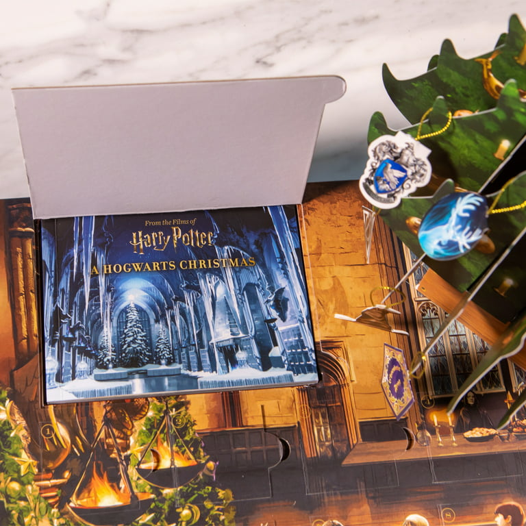 Harry Potter: A Hogwarts Christmas Collectible Pop-Up Advent Calendar 