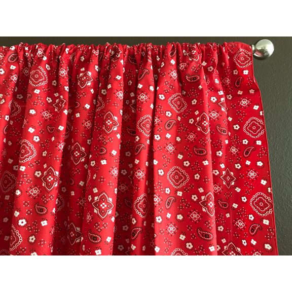 Cotton Curtain Floral Paisley Bandanna Print 58 Inch Wide Red