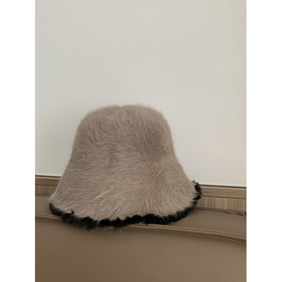 Zhengup Big Eaves Face Face, Rabbits, Fisherman Hat Girl Autumn And Winter , Color Matching Wool Edge Head Circumference Warm Water Barrel Hats Edition
