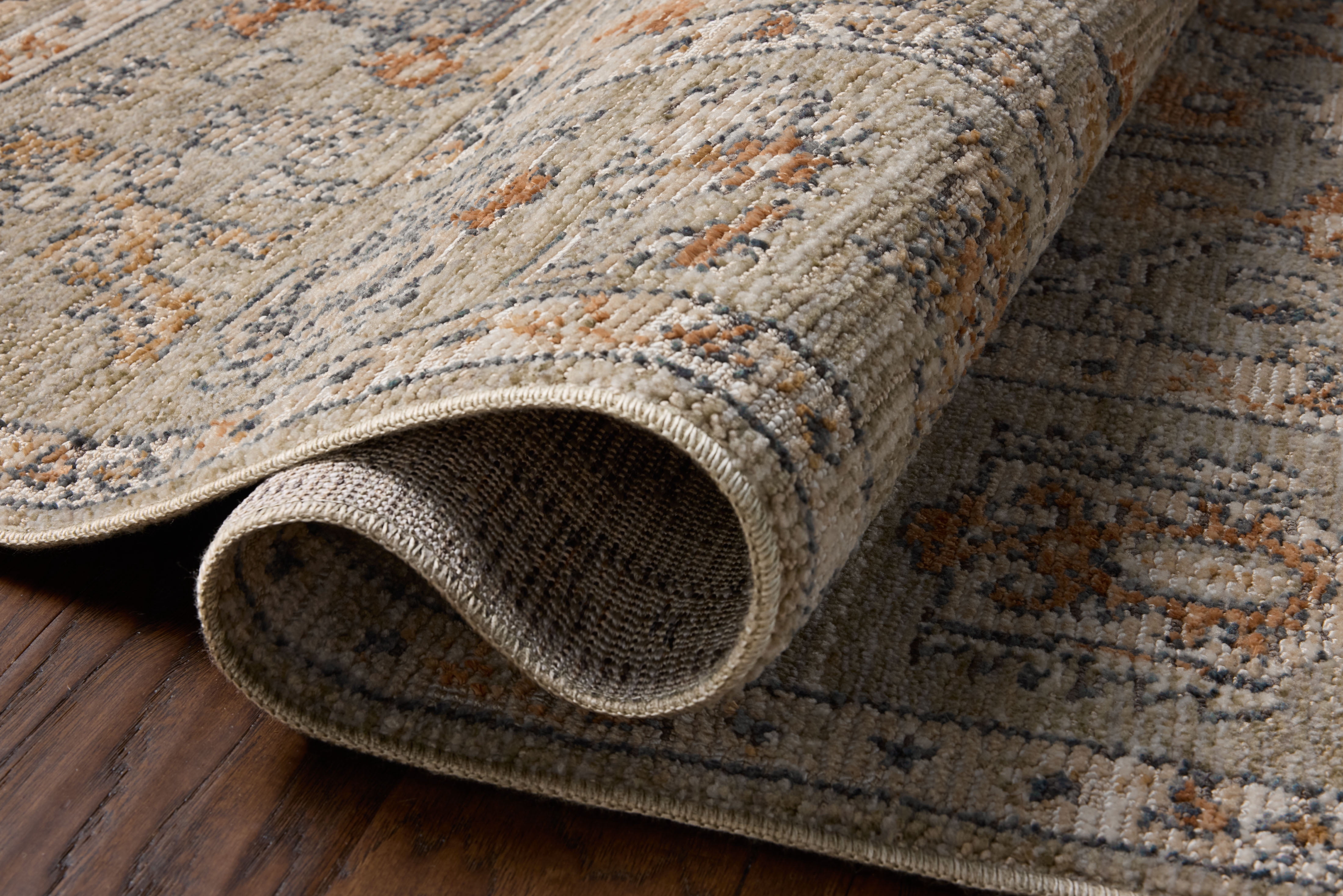 Loloi Milena Sage / Multi 4'-0" x 7'-6" Area Rug