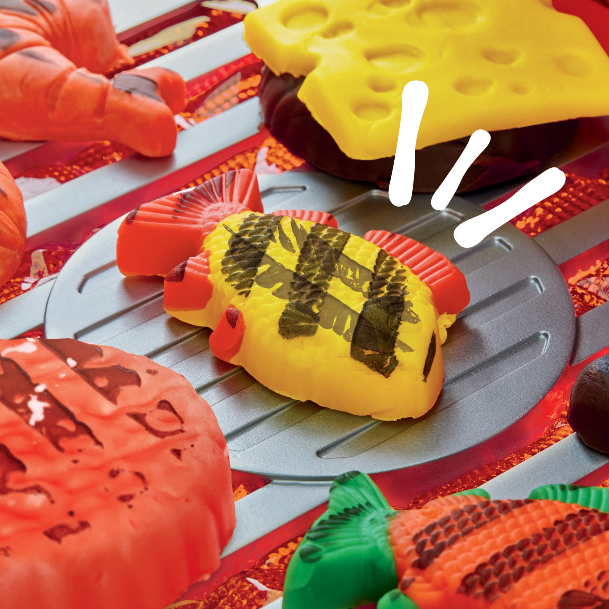 Play-Doh Sizzlin' Grill Playset with Lights & Sounds, 17 Accessories, Play Kitchen Toys for Kids 3 and up