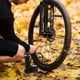 thumbnail image 5 of Mini bomba de piso de neumático de bicicleta portátil Bomba de pie de alta presión Bicicleta MTB Inflador de piso de pie Bomba de pie activada con barómetro (negro), 5 of 5