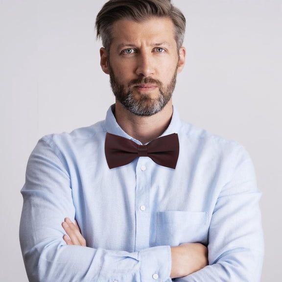 LOLIPPYY Men Bow Tie Pre-Tied Solid Burgundy Bow Tie with Matte Fabric for Wedding and Graduation