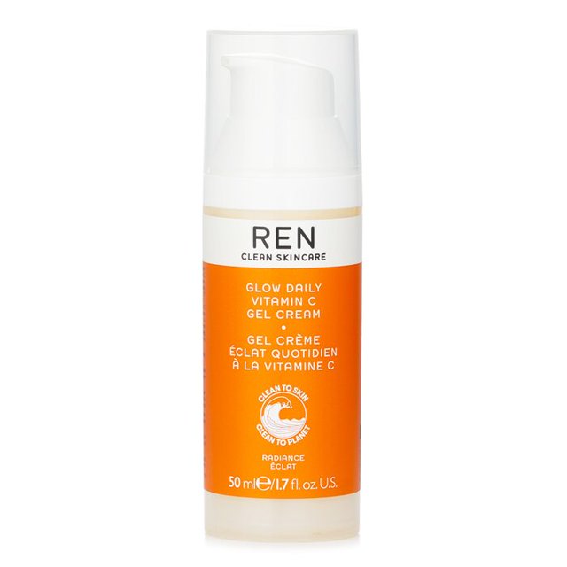 crema hidratante en gel con vitamina c ren radiance glow para uso diario envase dosificador blanco y naranja de frente, botella cilíndrica 50 ml con tapa transparente; textura ligera en gel y crema, formulada con extracto de vaina de tara, vitamina C y magnesio para iluminar, igualar el tono y revitalizar la piel; deja la piel hidratada, tersa y radiante; perfecto para todo tipo de piel y a menudo usada como base ligera de maquillaje.