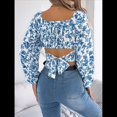 thumbnail image 4 of Top Corto Floral para Mujer, con Escote Cuadrado y Lazo en la Espalda, Sin Espalda. Azul M, 4 of 9