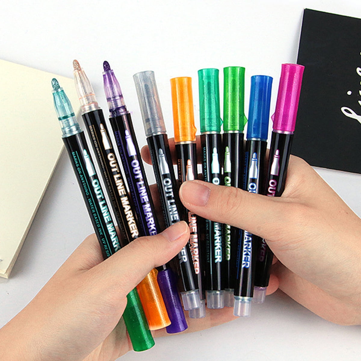 Dumoban Outline Markers Self-Outline Metallic Markers, 12 Colors Shimmer  Markers Double Line Outline Pens for Art, Drawing, Painting, Gift Card, DIY