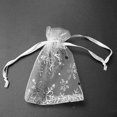 thumbnail image 4 of 300 PCS Organza Bolsas de Regalo de Boda Bolsas con Cordón de Joyería Bolsas Copos de Nieve Blancos Plateados Impresos Bolsos de Fiesta Transparentes, 4 of 5