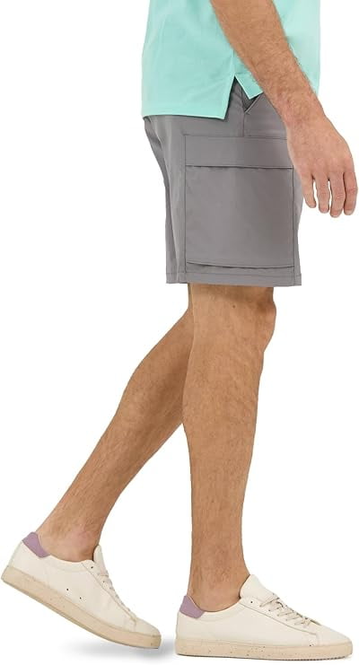 Lee® Men's Extreme Motion Ripstop 9" Cargo Short (29-42)