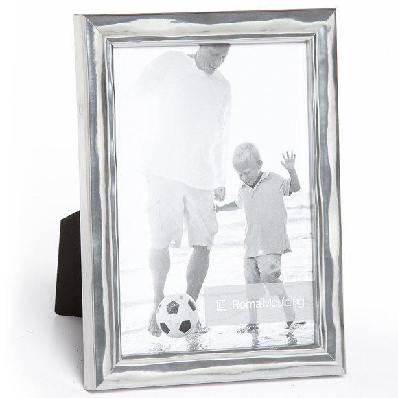 Roma Moulding 5x7 Solid Wood, Lavo Traditional Style, Silver Single Photo Frame