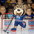 thumbnail image 2 of Figura de peluche Bleacher Creatures Edmonton Oilers Hunter 10 NHL, 2 of 7