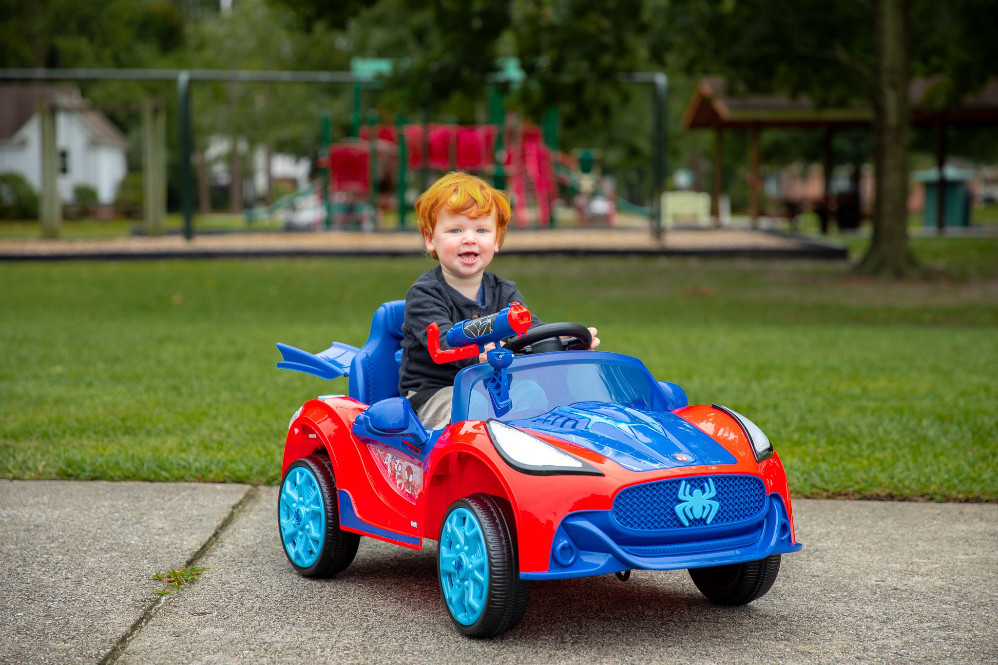 DYNACRAFT SPIDER-MAN 6V SUPER CAR, BATTERY POWERED RIDE-ON WITH LIGHTS AND SOUNDS, 1 COUNT