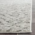 thumbnail image 2 of SAFAVIEH Adirondack Altan Tapis Chevron, 2 of 3